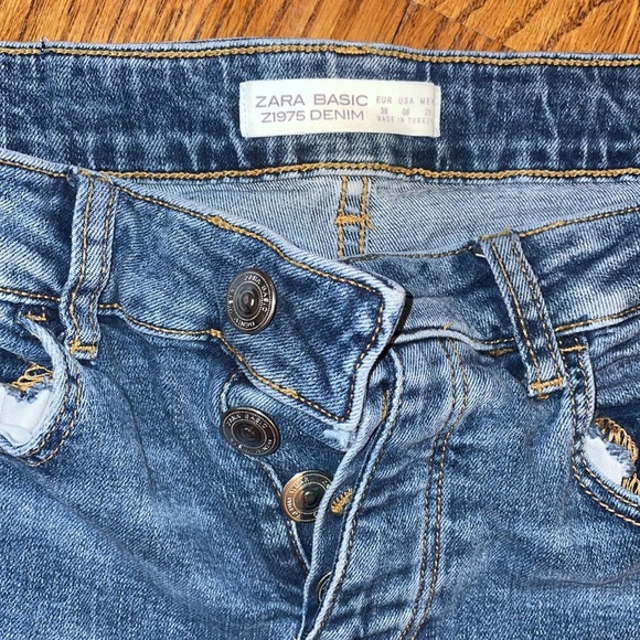 Zara ripped skinny jeans - Picture 2 of 4